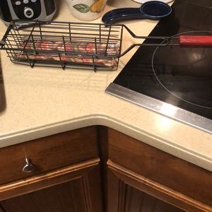 Shish kabob basket for grilling